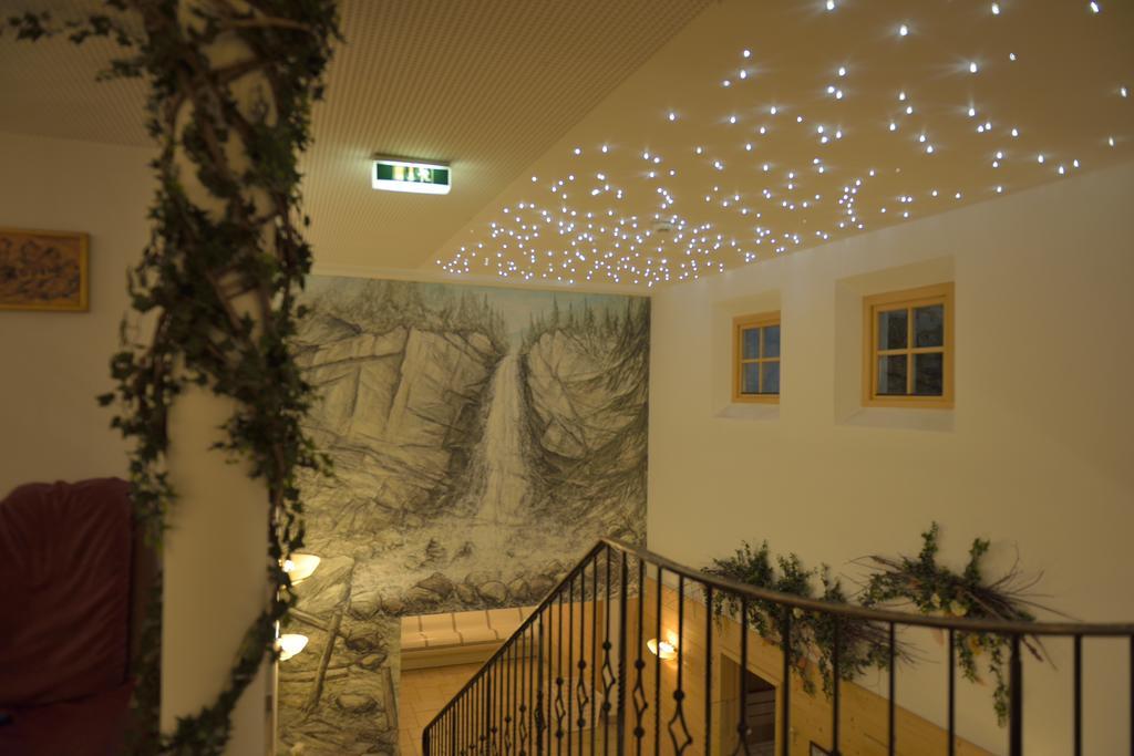 Hotel Traube Sankt Gallenkirch Extérieur photo