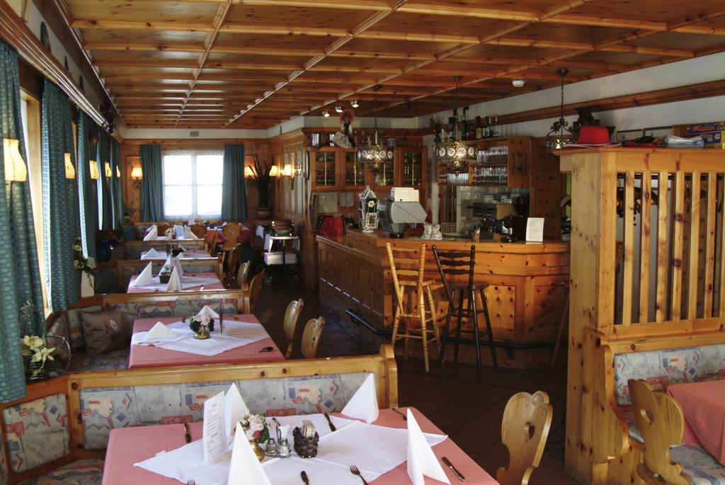 Hotel Traube Sankt Gallenkirch Extérieur photo